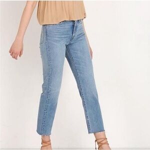 Levi’s Premium Wedgie Straight Jeans Raw Hem Light Wash Size 24 (W24 L26)
